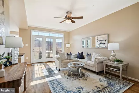 Living - 2623 Island Grove Blvd, Frederick, MD 21701 photo 4 of 7