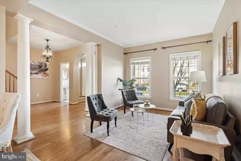 Living - 2623 Island Grove Blvd, Frederick, MD 21701 photo 2 of 7