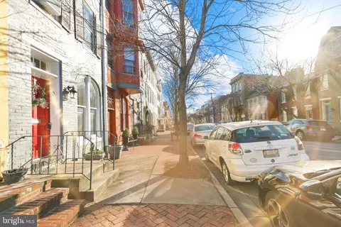 Exterior - 135 W 3rd St, Frederick, MD 21701 photo 4 of 11