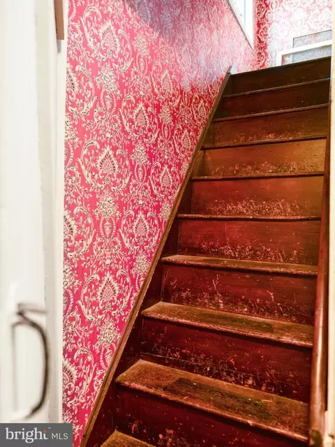 Entry Way - 135 W 3rd St, Frederick, MD 21701 photo 1 of 1