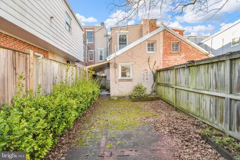 Exterior - 135 W 3rd St, Frederick, MD 21701 photo 9 of 11