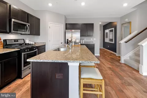 Kitchen - 1997 Fauna Dr, Frederick, MD 21702 photo 4 of 4