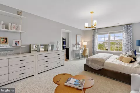 Bedroom - 1997 Fauna Dr, Frederick, MD 21702 photo 3 of 11