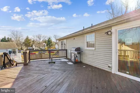 496 Giltspur Rd, Frederick, MD 21703 photo 4
