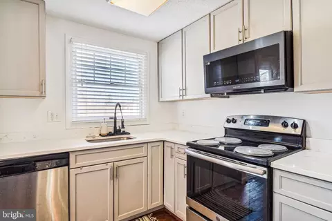 496 Giltspur Rd, Frederick, MD 21703 photo 6