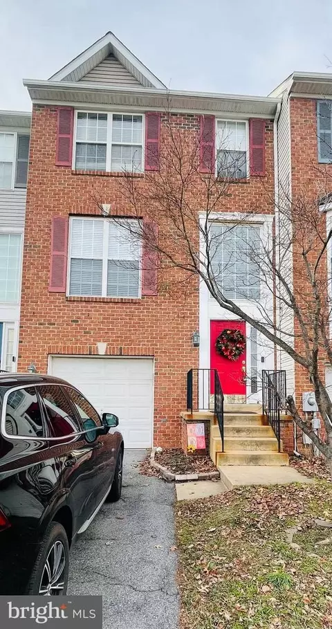 1909 Harpers Ct, Frederick, MD 21702