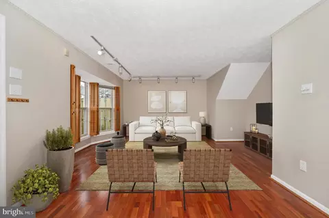 Living - 500 Boysenberry Ln, Frederick, MD 21703 photo 1 of 4