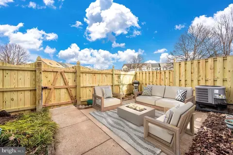 Exterior - 500 Boysenberry Ln, Frederick, MD 21703 photo 3 of 7