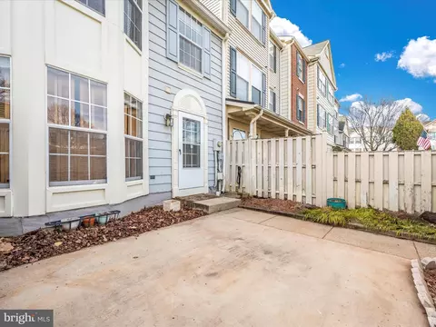 Exterior - 500 Boysenberry Ln, Frederick, MD 21703 photo 5 of 7
