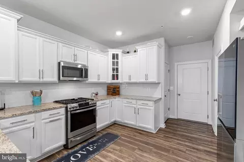 Kitchen - 7101 Delegate Pl, Frederick, MD 21703 photo 2 of 4