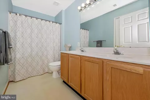 Bath - 6434 Brambleton Way, Frederick, MD 21701 photo 2 of 3