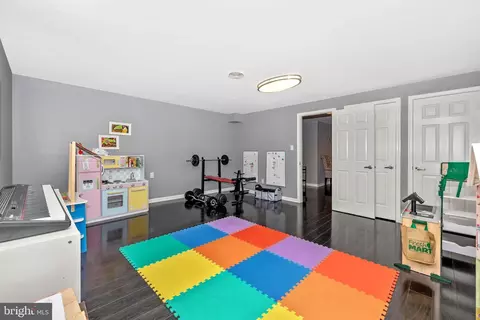 Bedroom - 8216 Glendale Dr, Frederick, MD 21702 photo 7 of 10