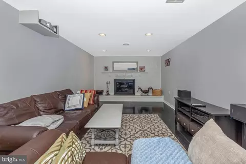 Living - 8216 Glendale Dr, Frederick, MD 21702 photo 4 of 5