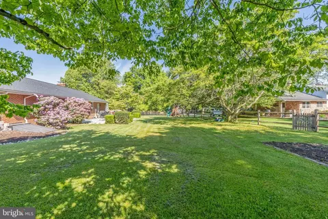 Exterior - 8216 Glendale Dr, Frederick, MD 21702 photo 6 of 11