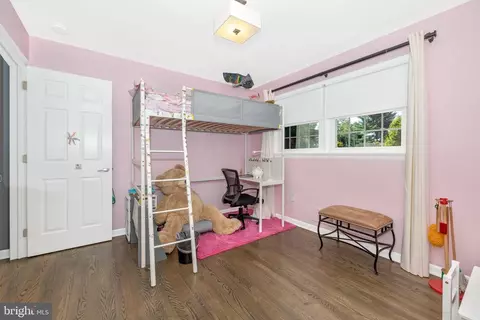 Bedroom - 8216 Glendale Dr, Frederick, MD 21702 photo 5 of 10