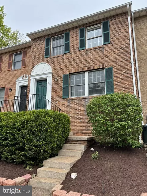 1303 Oak View Dr, Mount Airy, MD 21771