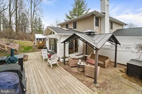 Exterior - 5523 Jefferson Blvd, Frederick, MD 21703 photo 6 of 20