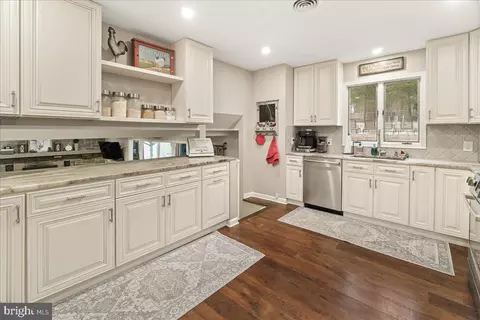 Kitchen - 5523 Jefferson Blvd, Frederick, MD 21703 photo 3 of 8