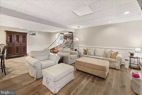 Living - 5523 Jefferson Blvd, Frederick, MD 21703 photo 4 of 5