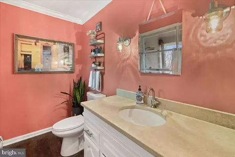 Bath - 5523 Jefferson Blvd, Frederick, MD 21703 photo 1 of 4