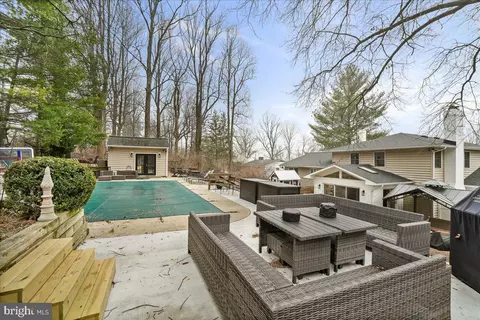 Exterior - 5523 Jefferson Blvd, Frederick, MD 21703 photo 5 of 20