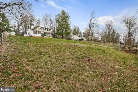 Exterior - 5523 Jefferson Blvd, Frederick, MD 21703 photo 18 of 20