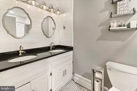 Bath - 5523 Jefferson Blvd, Frederick, MD 21703 photo 2 of 4