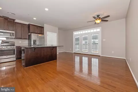 Living - 2721 Egret Way, Frederick, MD 21701 photo 2 of 3