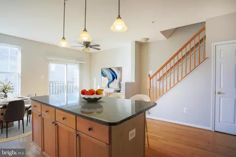148 Fieldstone Ct, Frederick, MD 21702 photo 8