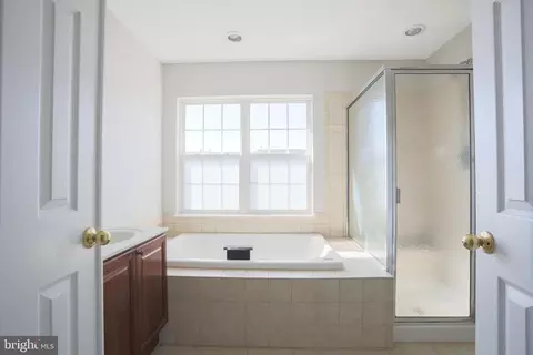 148 Fieldstone Ct, Frederick, MD 21702 photo 25