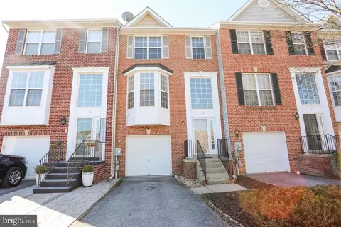 148 Fieldstone Ct, Frederick, MD 21702 photo 4