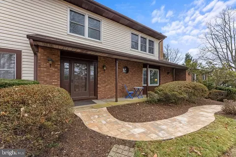 4945 Tall Oaks Dr, Monrovia, MD 21770