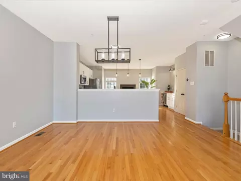 Dining - 521 Sylvan Ct, Frederick, MD 21703 photo 2 of 2