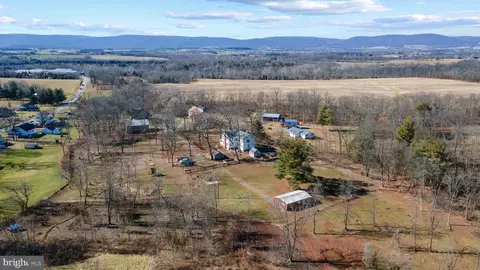 9902 C Rocky Ridge Rd, Rocky Ridge, MD 21778
