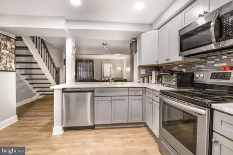 Kitchen - 5824 Drawbridge, Frederick, MD 21701 photo 2 of 4