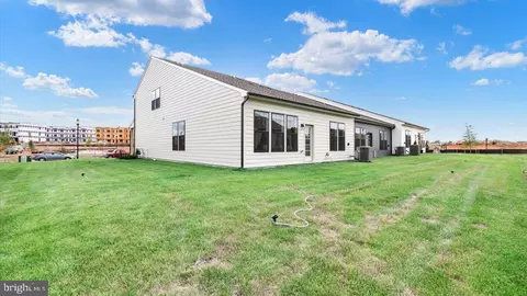 492 Ensemble Way, Frederick, MD 21701 photo 32