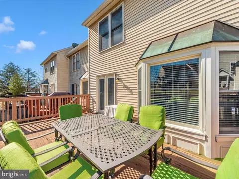 Exterior - 6085 Flagstone Ct, Frederick, MD 21701 photo 9 of 20