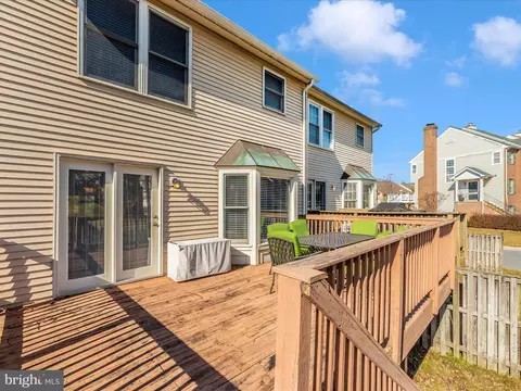 Exterior - 6085 Flagstone Ct, Frederick, MD 21701 photo 8 of 20
