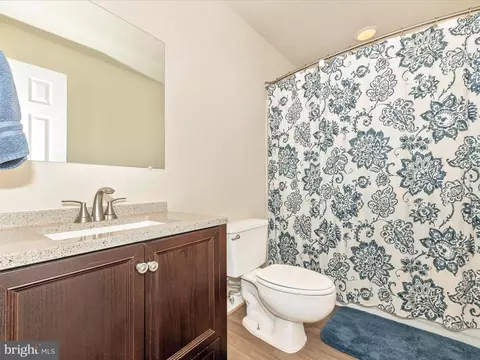 Bath - 6085 Flagstone Ct, Frederick, MD 21701 photo 5 of 6