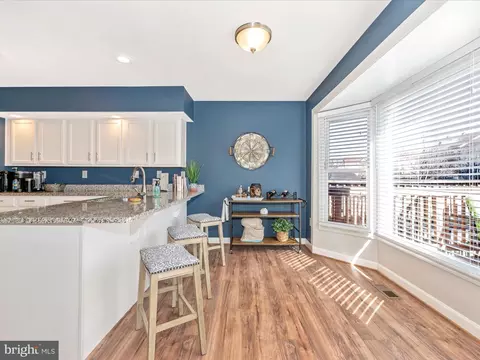 Living - 6085 Flagstone Ct, Frederick, MD 21701 photo 4 of 7