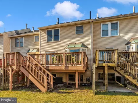 Exterior - 6085 Flagstone Ct, Frederick, MD 21701 photo 4 of 20