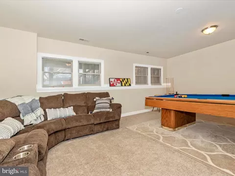 Living - 6085 Flagstone Ct, Frederick, MD 21701 photo 7 of 7