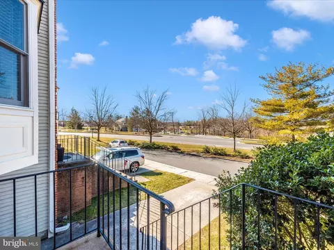 Exterior - 6085 Flagstone Ct, Frederick, MD 21701 photo 12 of 20