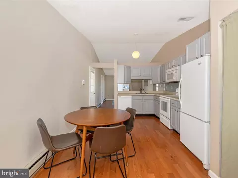 Dining - 812 Chadwick Cir, Frederick, MD 21701 photo 6 of 6