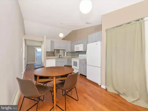 Kitchen - 812 Chadwick Cir, Frederick, MD 21701 photo 5 of 5