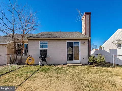 Exterior - 812 Chadwick Cir, Frederick, MD 21701 photo 13 of 15