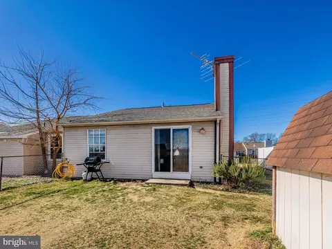Exterior - 812 Chadwick Cir, Frederick, MD 21701 photo 15 of 15