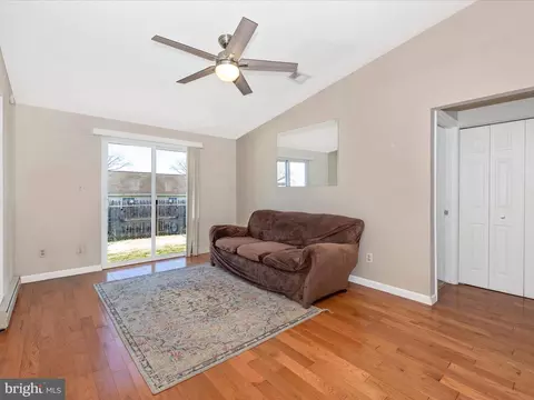 Living - 812 Chadwick Cir, Frederick, MD 21701 photo 1 of 5