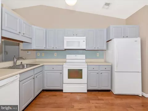 Kitchen - 812 Chadwick Cir, Frederick, MD 21701 photo 1 of 5