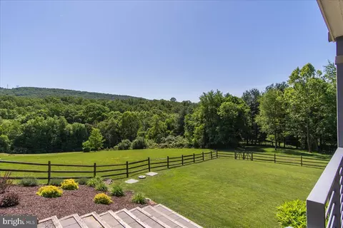 Exterior - 3362 Eclipse Dr, Jefferson, MD 21755 photo 10 of 17